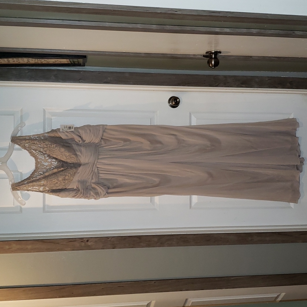 David's Bridal bridesmaids dress sz 16
